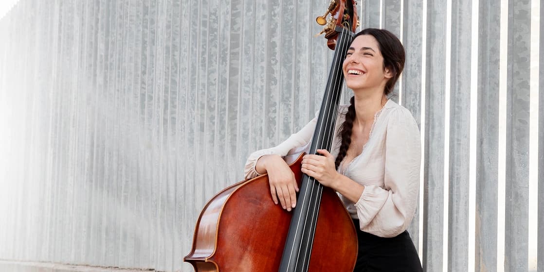Cover Image for Cello Lessons Near Me (In-Home): Endpin Height, Bow Levels & Warm-Tone Starter