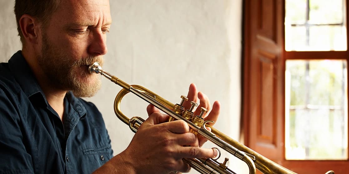 Cover Image for Trumpet Range Without Strain: 7-Minute Breath, Buzz & Flex Slurs (Band Parent Guide)